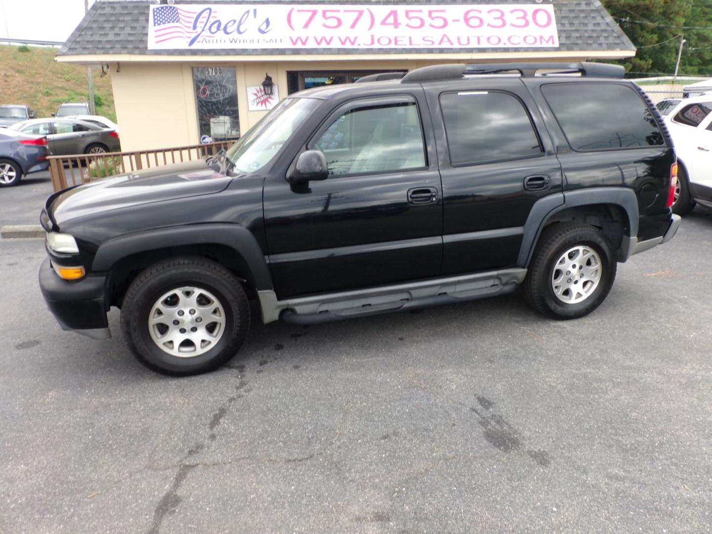 2003 Black Chevrolet Tahoe 4WD (1GNEK13Z63R) with an 5.3L V8 OHV 16V FFV engine, 4-Speed Automatic Overdrive transmission, located at 5700 Curlew Drive, Norfolk, VA, 23502, (757) 455-6330, 36.841885, -76.209412 - Photo#0